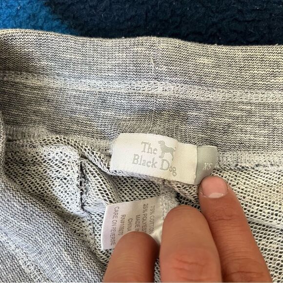 The Black Dog Sweatpants (XS) - Picture 5 of 7